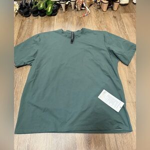 lululemon athletica Green Short Sleeve Tee